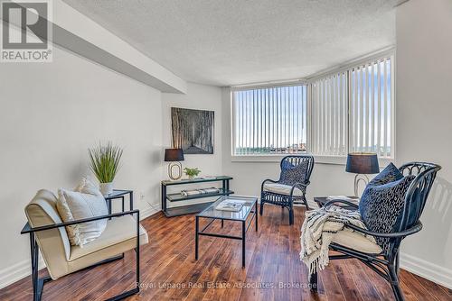 1907 - 234 Albion Road, Toronto, ON - Indoor