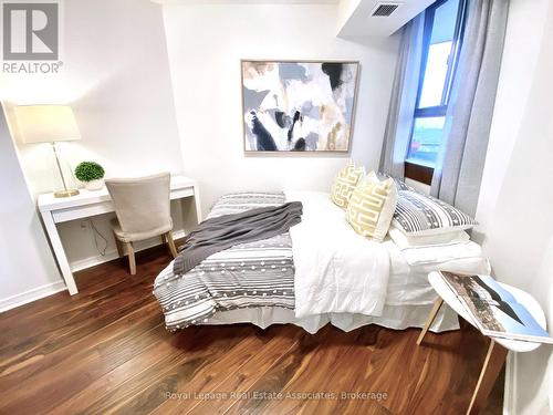 1907 - 234 Albion Road, Toronto, ON - Indoor Photo Showing Bedroom