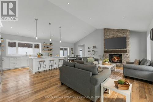 346 Foresters Falls Road, Whitewater Region, ON - Indoor Photo Showing Living Room With Fireplace