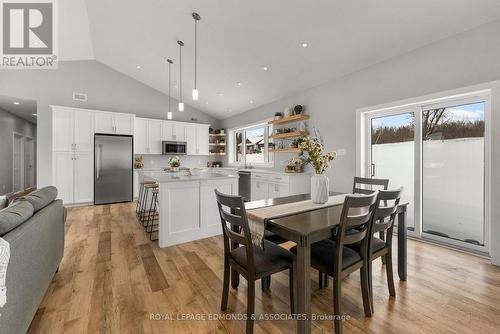 346 Foresters Falls Road, Whitewater Region, ON - Indoor Photo Showing Dining Room