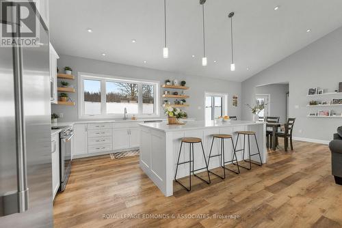 346 Foresters Falls Road, Whitewater Region, ON - Indoor Photo Showing Kitchen With Upgraded Kitchen