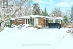 35 FORSYTHE AVENUE  Brantford, ON N3R 3L5