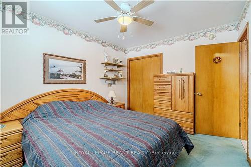 35 Forsythe Avenue, Brantford, ON - Indoor Photo Showing Bedroom