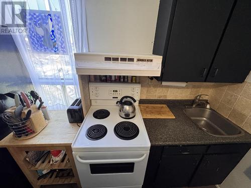 625 Vickers St. S., Thunder Bay, ON - Indoor Photo Showing Kitchen
