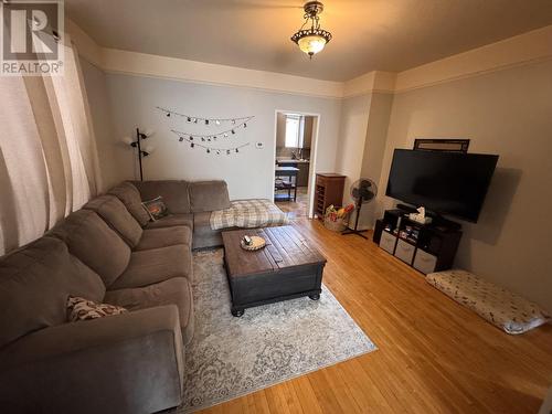 625 Vickers St. S., Thunder Bay, ON - Indoor Photo Showing Living Room