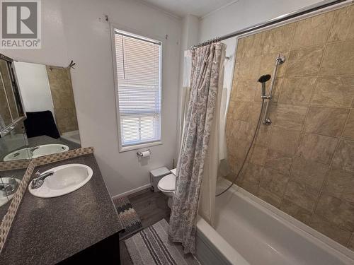 625 Vickers St. S., Thunder Bay, ON - Indoor Photo Showing Bathroom
