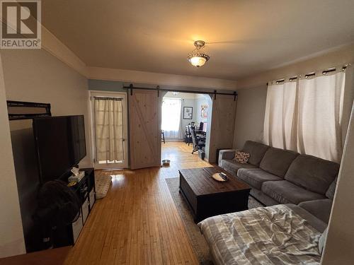 625 Vickers St. S., Thunder Bay, ON - Indoor Photo Showing Living Room