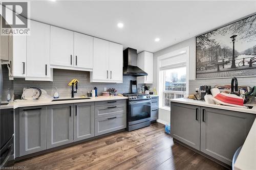 199 Bay Street N, Hamilton, ON - Indoor Photo Showing Kitchen With Upgraded Kitchen