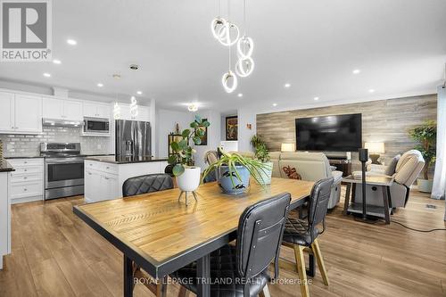 Main Floor: Dining Area - 280 Peter Street S, Chatham-Kent (Bothwell), ON - Indoor Photo Showing Other Room