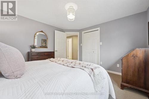 92 Marsh Crescent, Guelph (Pineridge/Westminster Woods), ON - Indoor Photo Showing Bedroom