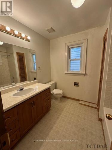 304 Maple Street S, Timmins (Ts - Se), ON - Indoor Photo Showing Bathroom