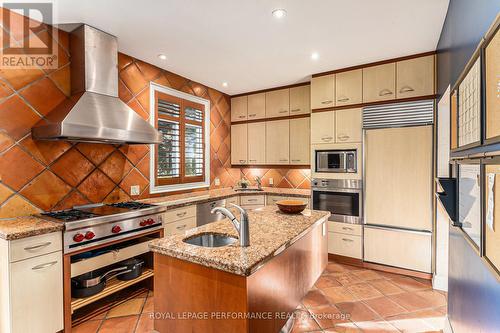 1386 Chicory Place, Ottawa, ON - Indoor Photo Showing Kitchen