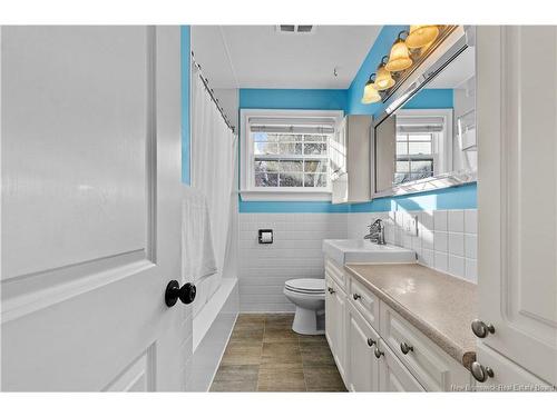 47 Rochester St, Fredericton, NB 