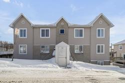 36  - 101 Imp. du Cap  Québec (La Haute-Saint-Charles), QC G2B 5H2