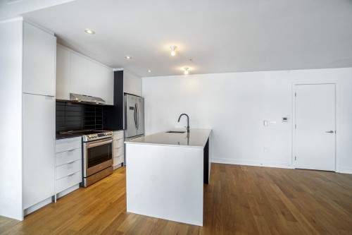 Kitchen - 207-4240 Rue Augustin-Frigon, Montréal (Rosemont/La Petite-Patrie), QC - Indoor Photo Showing Kitchen