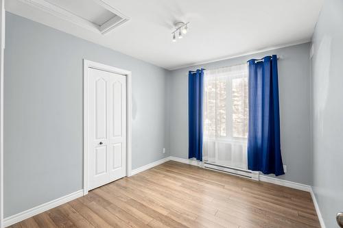 Bedroom - 8500 Ch. Ladouceur, Sainte-Agathe-Des-Monts, QC - Indoor Photo Showing Other Room