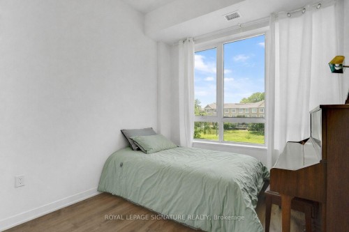 234-395 Dundas Street W, Oakville, ON - Indoor Photo Showing Bedroom