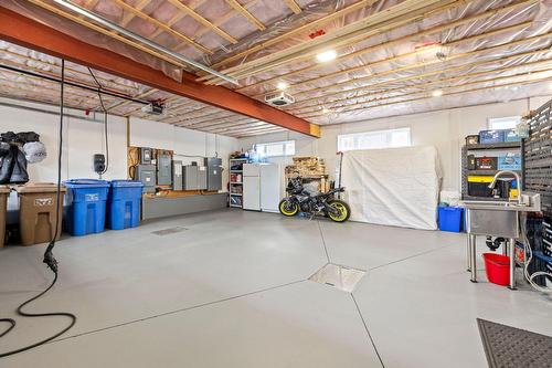 Garage - 175 Boul. De L'Assomption, Repentigny (Repentigny), QC - Indoor Photo Showing Basement