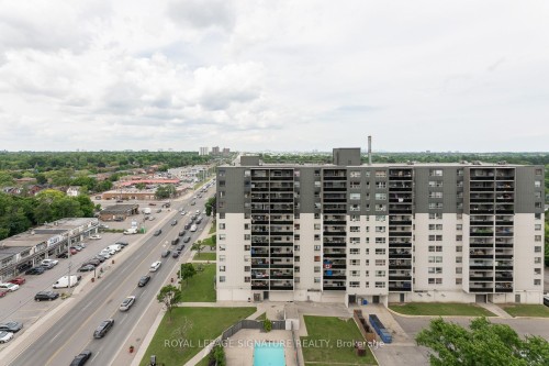 1204-86 Dundas Street E, Mississauga, ON - Outdoor With Balcony With View