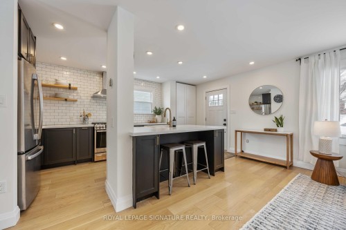 76 Squires Avenue, Toronto, ON - Indoor Photo Showing Kitchen With Upgraded Kitchen