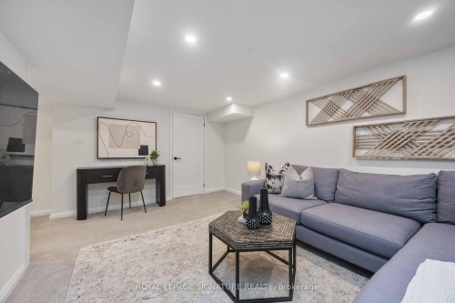 76 Squires Avenue, Toronto, ON - Indoor Photo Showing Living Room