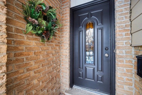 2007 Amherst Heights Drive, Burlington, ON - Outdoor