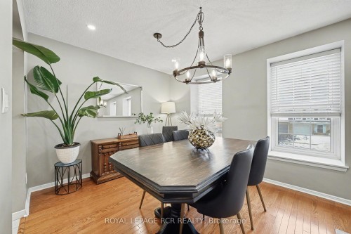 2007 Amherst Heights Drive, Burlington, ON - Indoor Photo Showing Dining Room