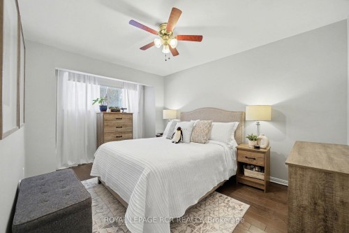 2007 Amherst Heights Drive, Burlington, ON - Indoor Photo Showing Bedroom