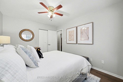 2007 Amherst Heights Drive, Burlington, ON - Indoor Photo Showing Bedroom