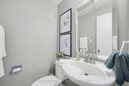 2007 Amherst Heights Drive, Burlington, ON - Indoor Photo Showing Bathroom