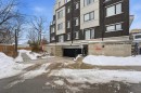 36-200 Alex Gardner Circle, Aurora, ON  - Outdoor 