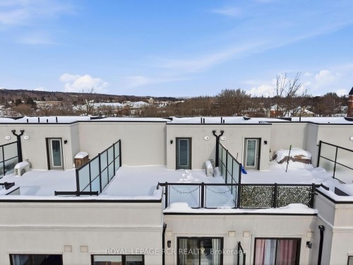 36-200 Alex Gardner Circle, Aurora, ON - Outdoor