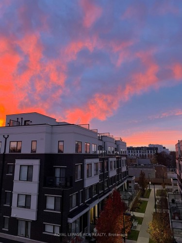 36-200 Alex Gardner Circle, Aurora, ON - Outdoor With Balcony With View