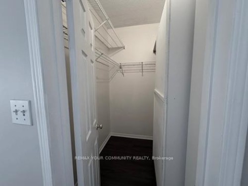 306-1000 Sheppard Avenue W, Toronto, ON - Indoor With Storage