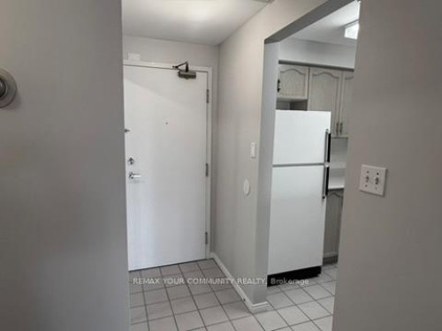 306-1000 Sheppard Avenue W, Toronto, ON - Indoor