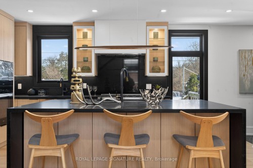 137 Cheltenham Avenue, Toronto, ON - Indoor