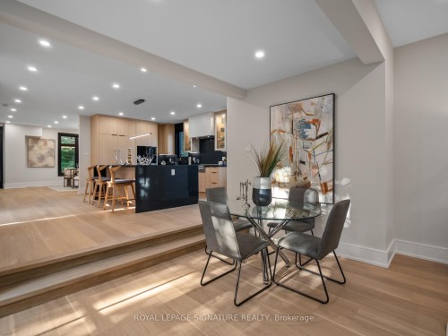 137 Cheltenham Avenue, Toronto, ON - Indoor Photo Showing Dining Room