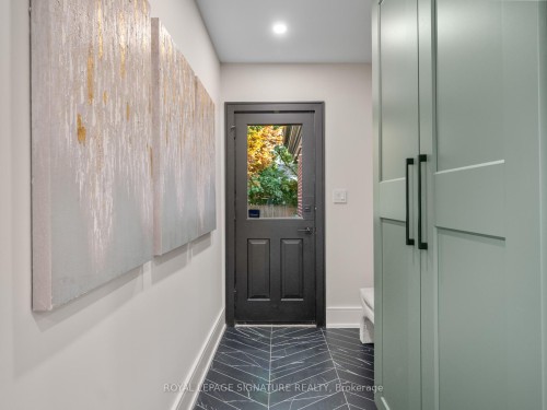 137 Cheltenham Avenue, Toronto, ON - Indoor Photo Showing Other Room