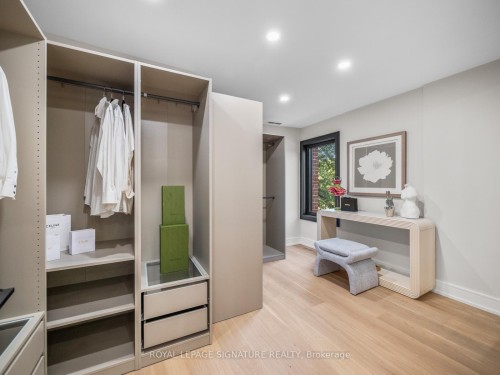 137 Cheltenham Avenue, Toronto, ON - Indoor