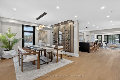 137 Cheltenham Avenue, Toronto, ON - Indoor Photo Showing Dining Room