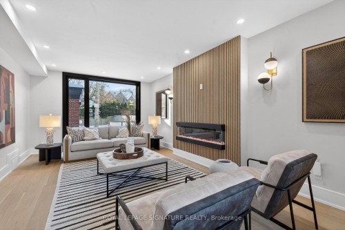 137 Cheltenham Avenue, Toronto, ON - Indoor Photo Showing Living Room With Fireplace