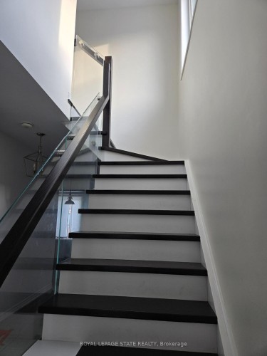 180-1890 Rymal Road E, Hamilton, ON -  Photo Showing Other Room