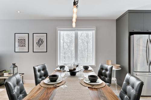 Dining room - 70 Rue Raymond-Auger, Sherbrooke (Brompton/Rock Forest/Saint-Élie/Deauville), QC - Indoor Photo Showing Dining Room