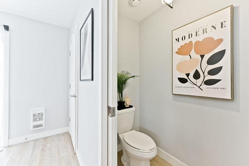 Powder room - 70 Rue Raymond-Auger, Sherbrooke (Brompton/Rock Forest/Saint-Élie/Deauville), QC - Indoor Photo Showing Bathroom