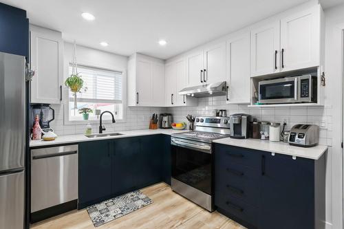 Kitchen - 23 Rue Virginie, Salaberry-De-Valleyfield, QC - Indoor Photo Showing Kitchen With Upgraded Kitchen