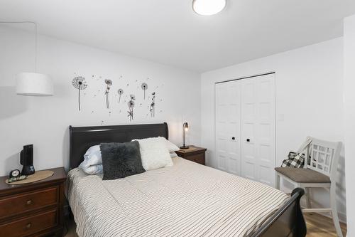 Primary bedroom - 23 Rue Virginie, Salaberry-De-Valleyfield, QC - Indoor Photo Showing Bedroom