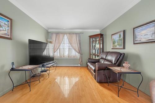 Living room - 1509 Rue Du Centaure, Québec (La Haute-Saint-Charles), QC - Indoor Photo Showing Living Room