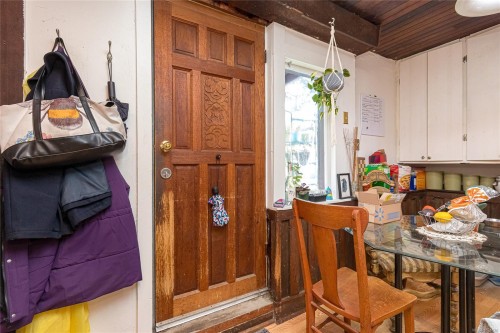 1645 Haultain St, Victoria, BC 