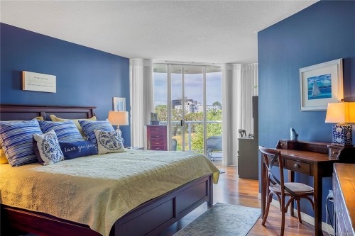 502-158 Promenade Dr, Nanaimo, BC - Indoor Photo Showing Bedroom