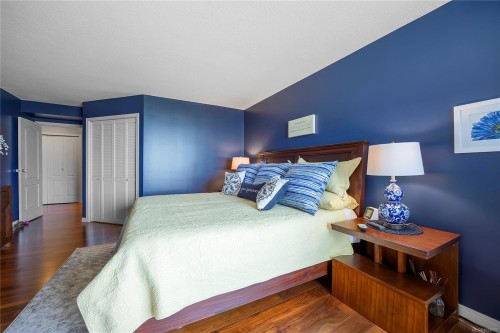 502-158 Promenade Dr, Nanaimo, BC - Indoor Photo Showing Bedroom